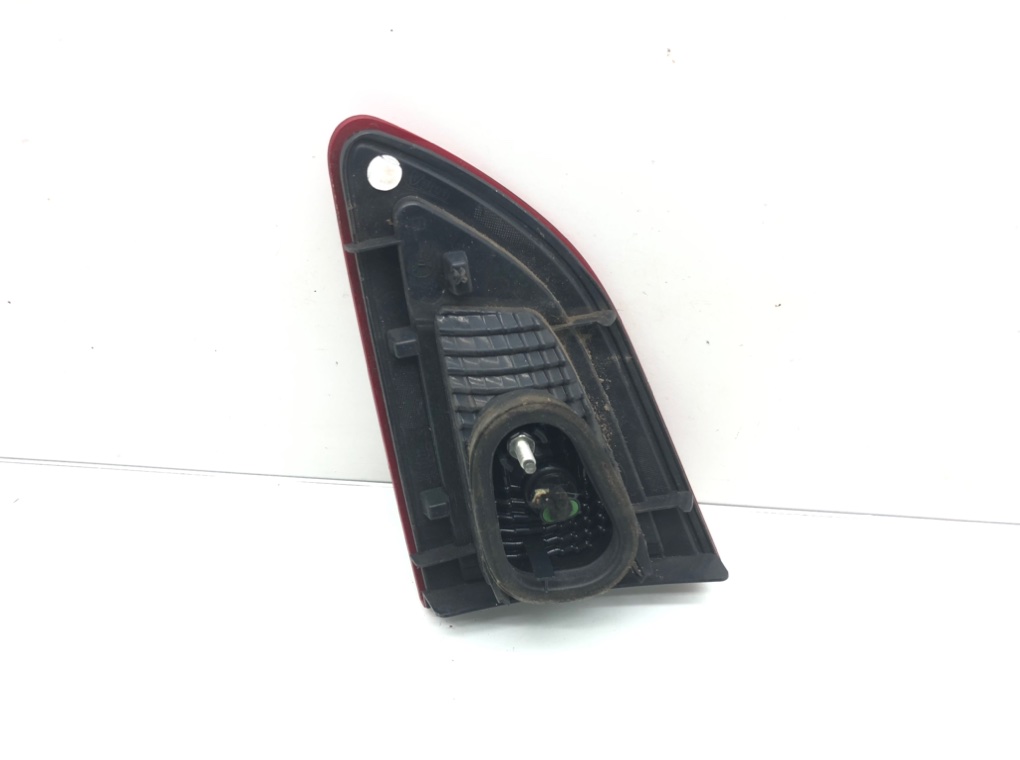 Фонарь крышки багажника левый для Renault Scenic, 2011 г. 1.5 DCi дизель б/у — фото 2