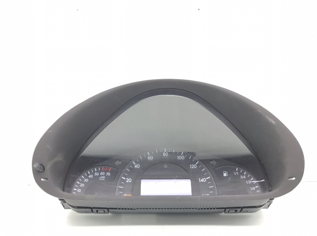 Щиток приборов (приборная панель) для Mercedes C W203, 2003 г. 1.8 i бензин б/у
