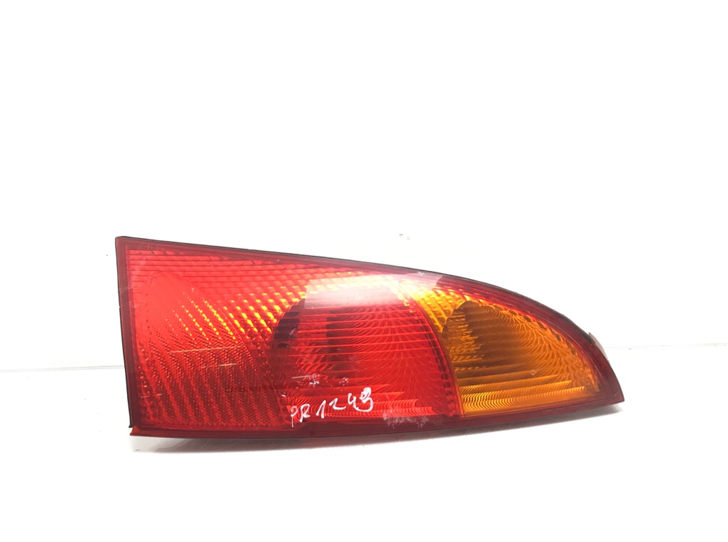 Фонарь задний левый для Ford Focus, 2001 г. 1.6 i бензин б/у