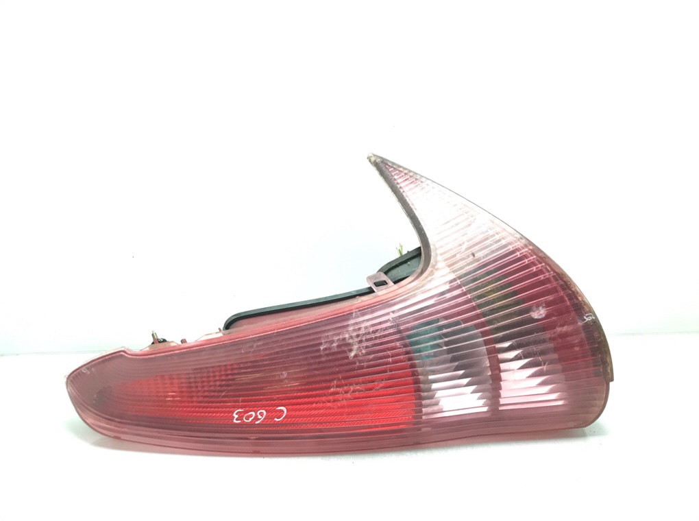 Фонарь задний правый для Peugeot 206, 2006 г. 1.4 HDi дизель б/у
