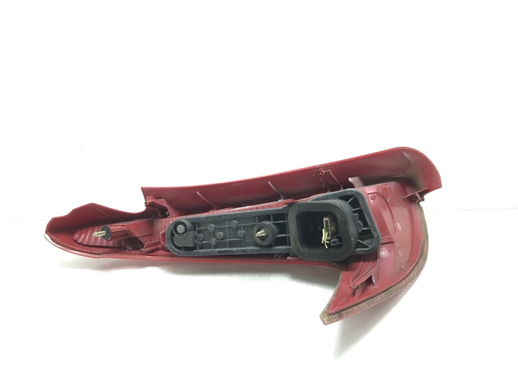Фонарь задний правый для Peugeot 206, 2006 г. 1.4 HDi дизель б/у — фото 2