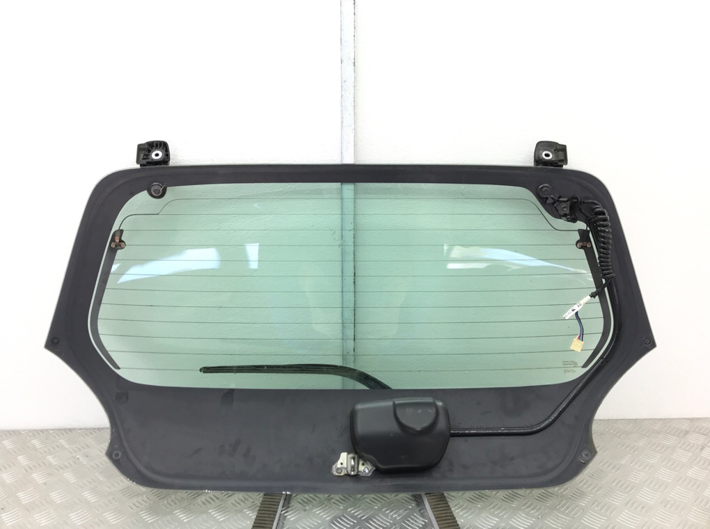 Стекло заднее для Toyota Aygo, 2008 г. 1.0 i бензин б/у — фото 3