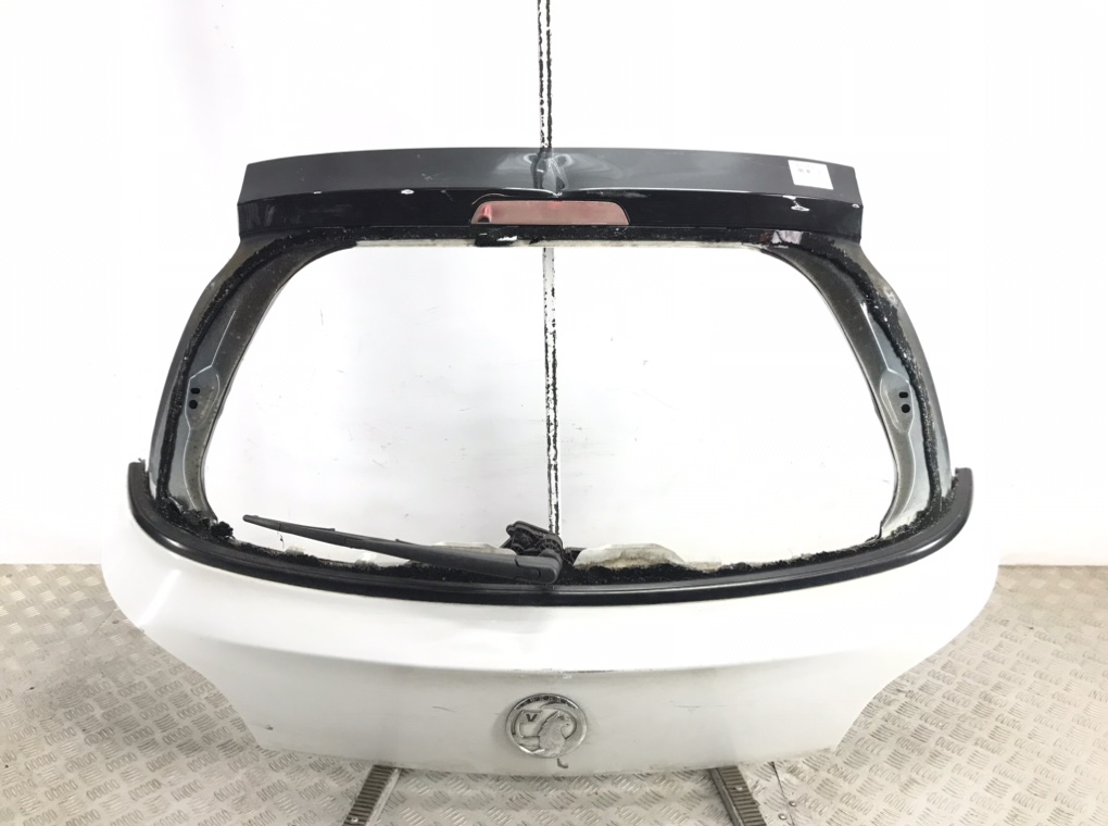 Крышка багажника для Opel Adam, 2013 г. 1.4 i бензин б/у