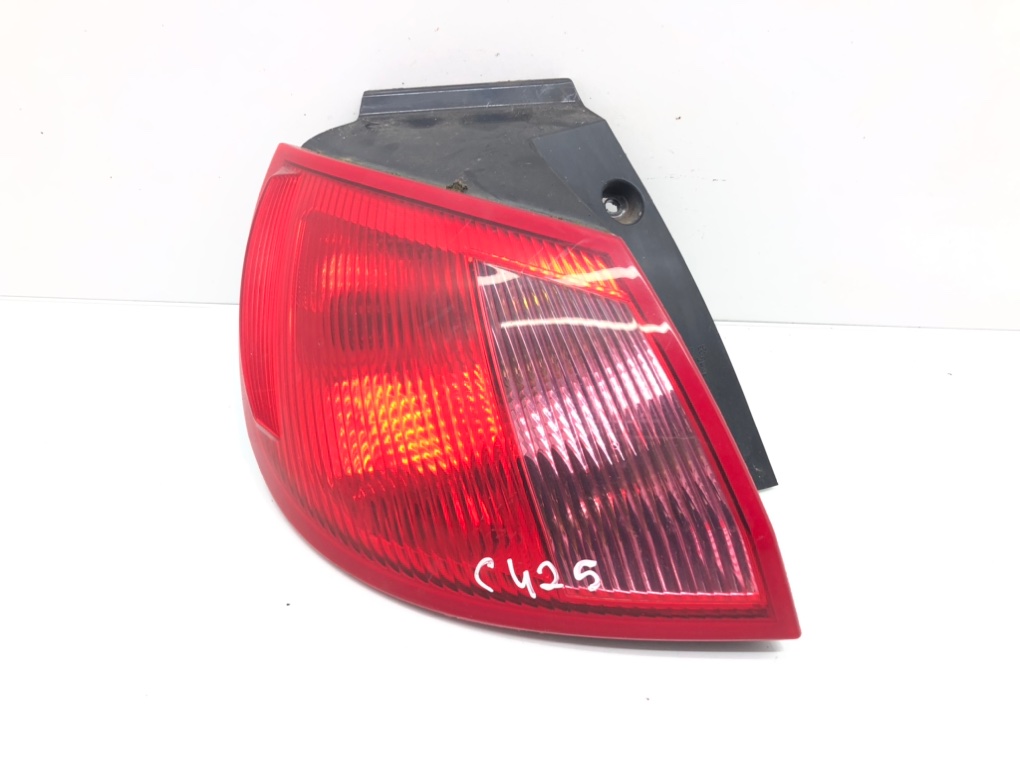 Фонарь задний левый для Mitsubishi Colt, 2008 г. 1.1 i бензин б/у