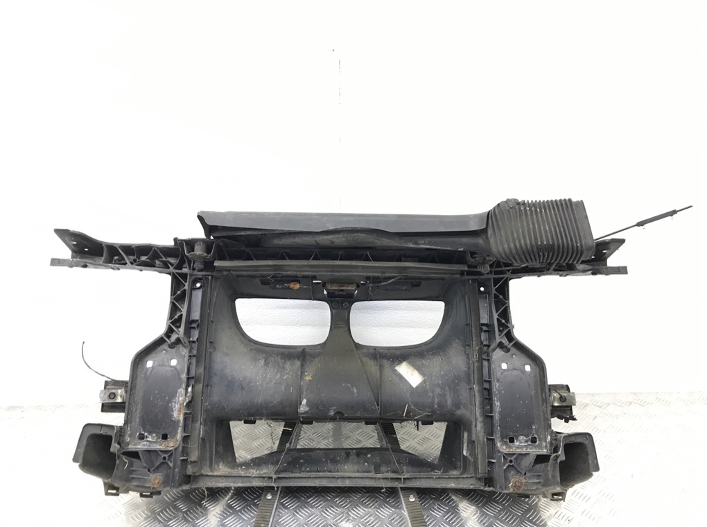 Панель передняя (телевизор) для BMW 1 E87/E81/E82/E88, 2005 г. 2.0 TD дизель б/у — фото 6