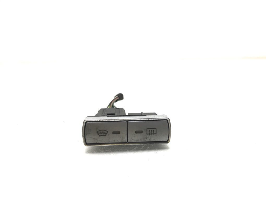 Кнопка подогрева заднего стекла для Ford Mondeo, 2006 г. 2.2 TDCi дизель б/у