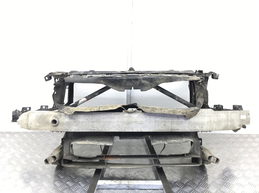 Панель передняя (телевизор) для BMW 3 F30/F31/GT F34, 2012 г. 2.0D дизель б/у