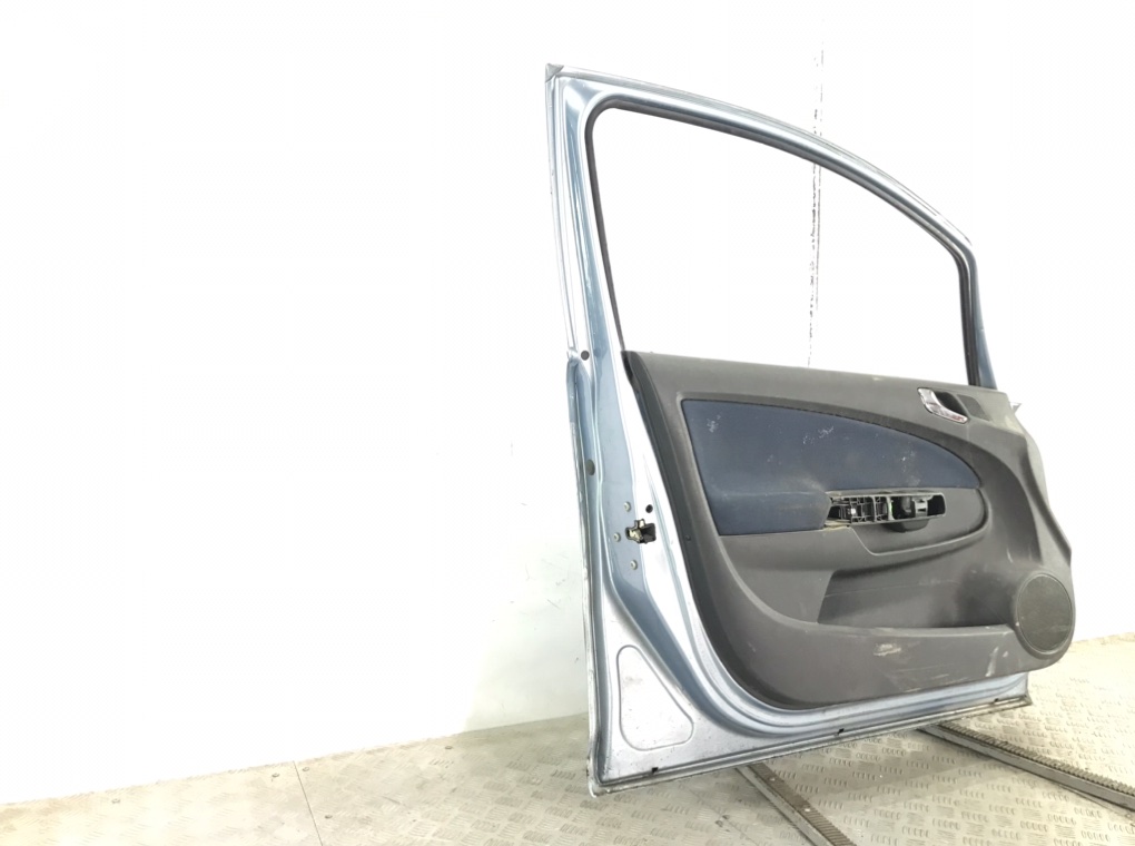 Дверь передняя левая для Opel Corsa, 2007 г. 1.2 i бензин б/у — фото 3