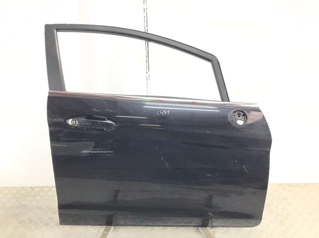 Дверь передняя правая для Ford Fiesta, 2009 г. 1.4 TDCi дизель б/у