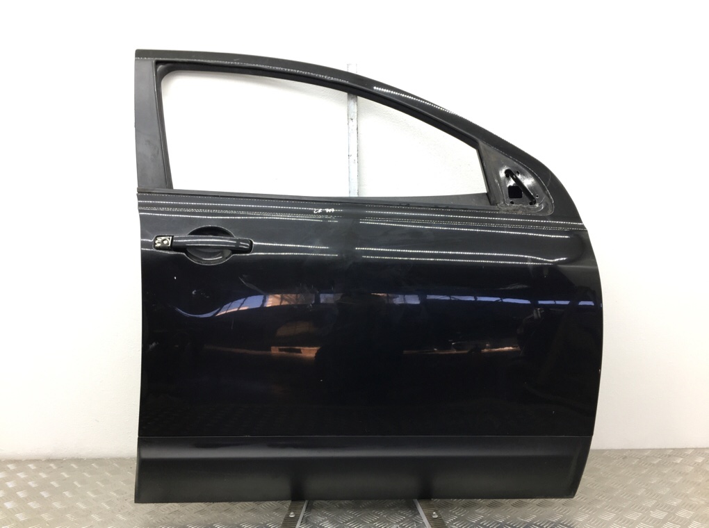 Дверь передняя правая для Nissan Qashqai+2, 2010 г. 1.6 i бензин б/у