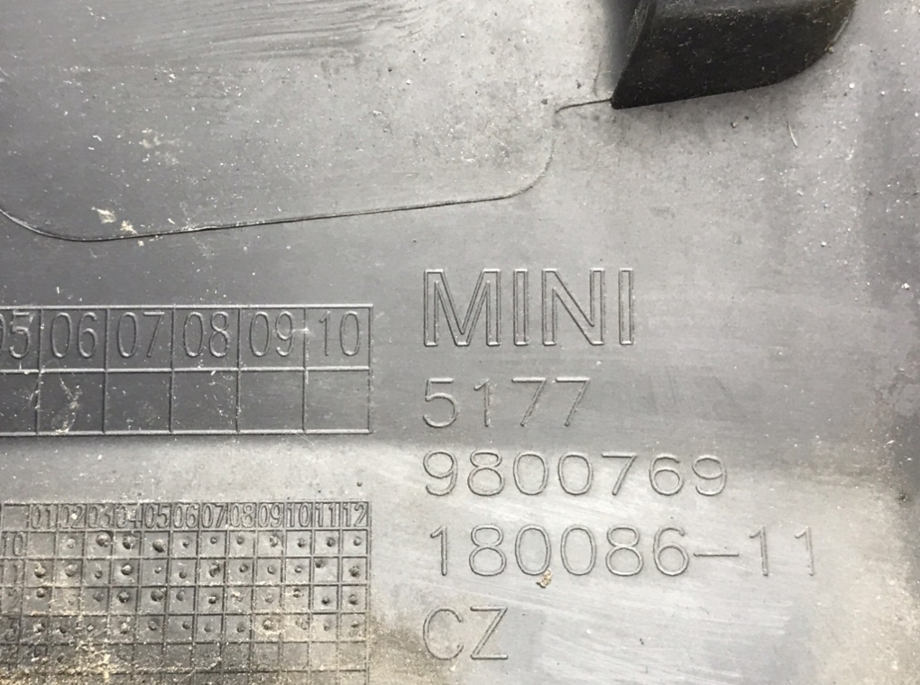Молдинг крыла заднего левого для Mini Countryman, 2014 г. 1.6 TD дизель б/у — фото 5
