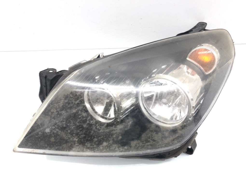 Фара левая для Opel Astra, 2007 г. 1.3 CDTi дизель б/у