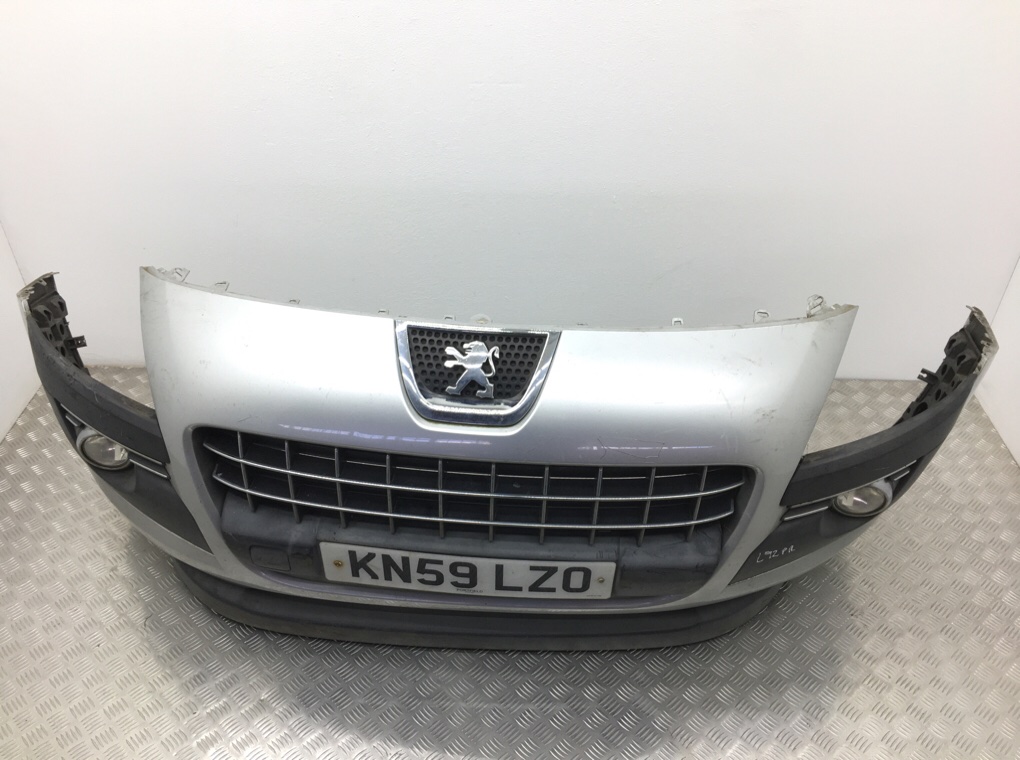 Бампер передний для Peugeot 3008, 2009 г. 1.6 HDi дизель б/у — фото 2