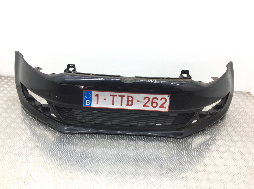 Бампер передний для Volkswagen Polo, 2010 г. 1.6 TDi дизель б/у