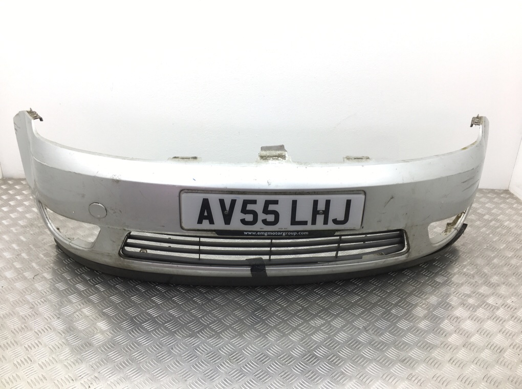 Бампер передний для Ford Fiesta, 2005 г. 1.4 i бензин б/у