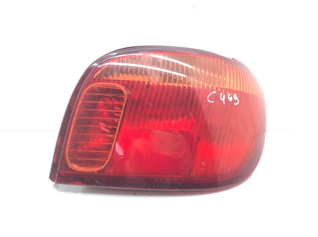 Фонарь задний правый для Toyota Yaris, 2004 г. 1.0 i бензин б/у