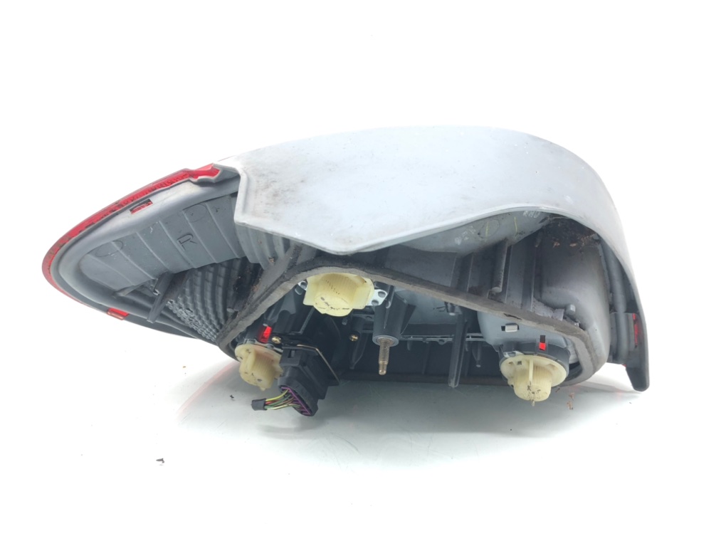 Фонарь задний правый для Toyota Yaris, 2004 г. 1.0 i бензин б/у — фото 2