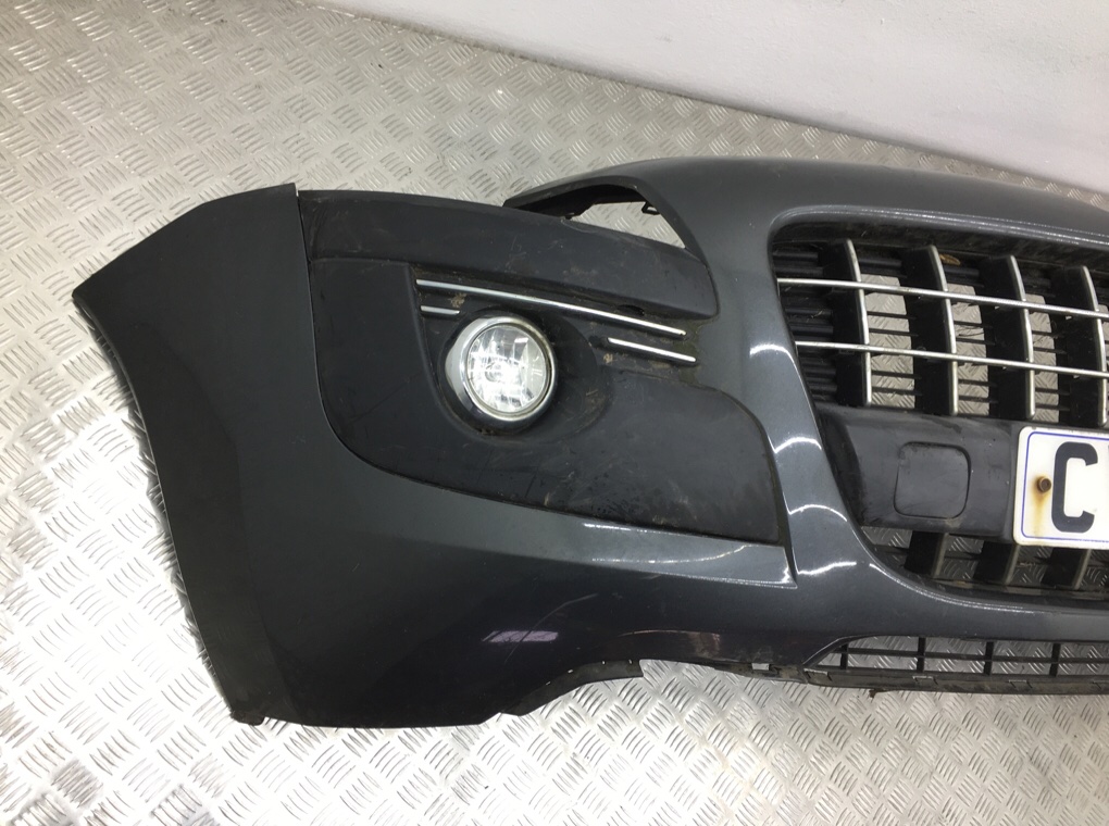 Бампер передний для Peugeot 3008, 2010 г. 1.6 HDi дизель б/у — фото 3