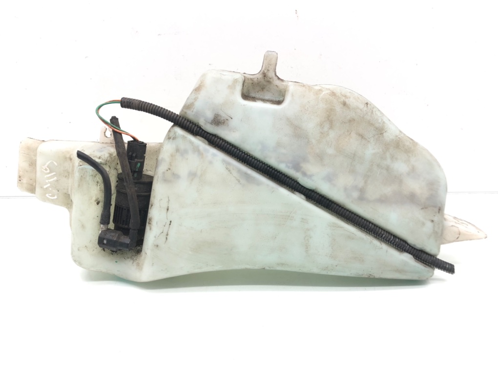 Бачок омывателя для Renault Scenic RX4, 2003 г. 2.0 i бензин б/у — фото 2