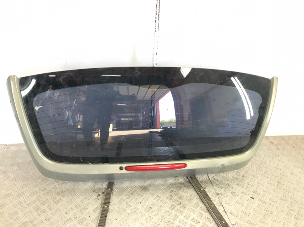 Стекло заднее для Renault Scenic RX4, 2003 г. 2.0 i бензин б/у