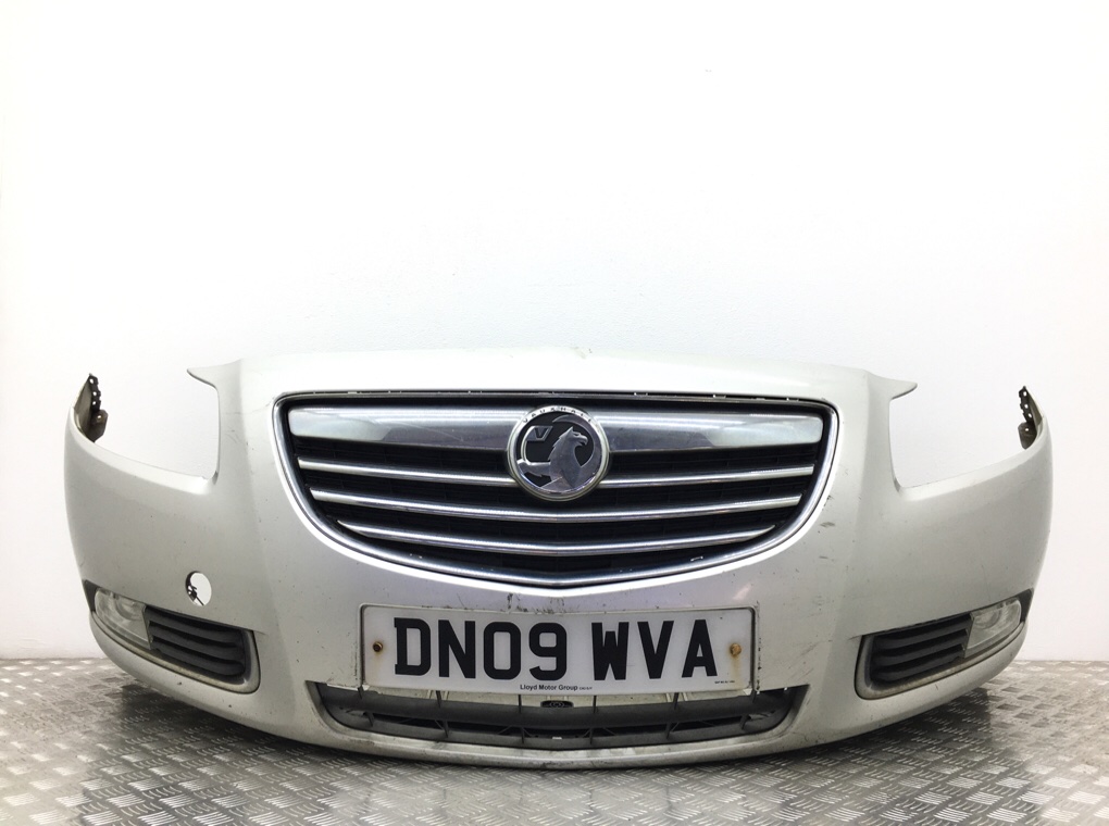 Бампер передний для Opel Insignia, 2009 г. 1.8 i бензин б/у