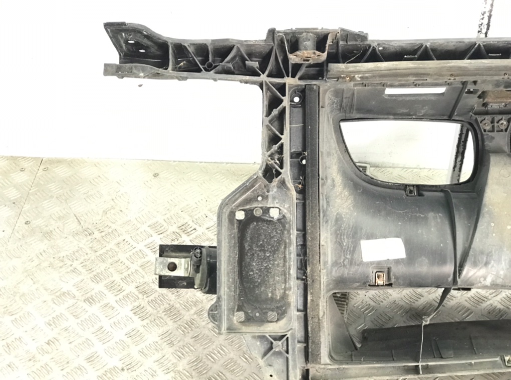 Панель передняя (телевизор) для BMW 1 E87/E81/E82/E88, 2012 г. 2.0 D дизель б/у — фото 6