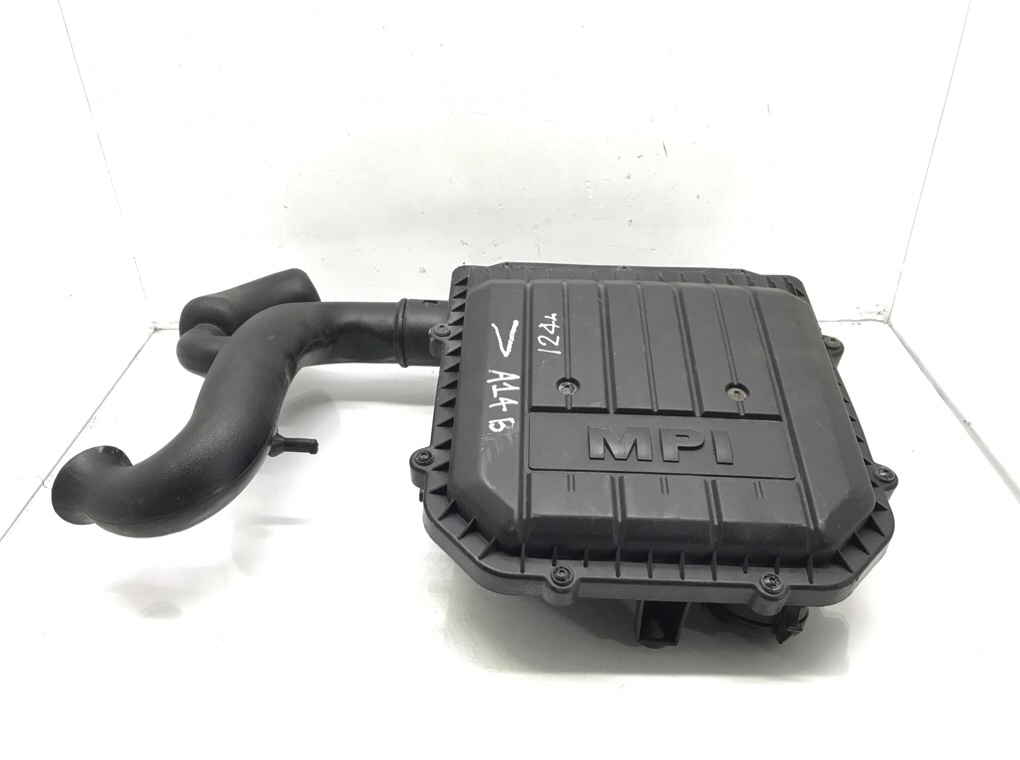 Корпус воздушного фильтра для Volkswagen UP, 2013 г. 1.0 i бензин б/у