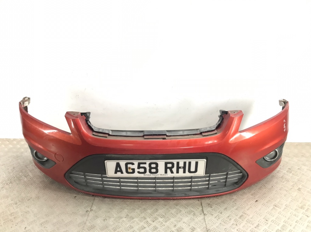Бампер передний для Ford Focus, 2008 г. 1.6 i бензин б/у