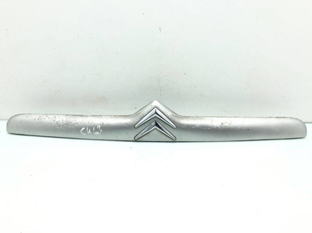 Ручка крышки багажника для Citroen Xsara, 2002 г. 1.4 i бензин б/у