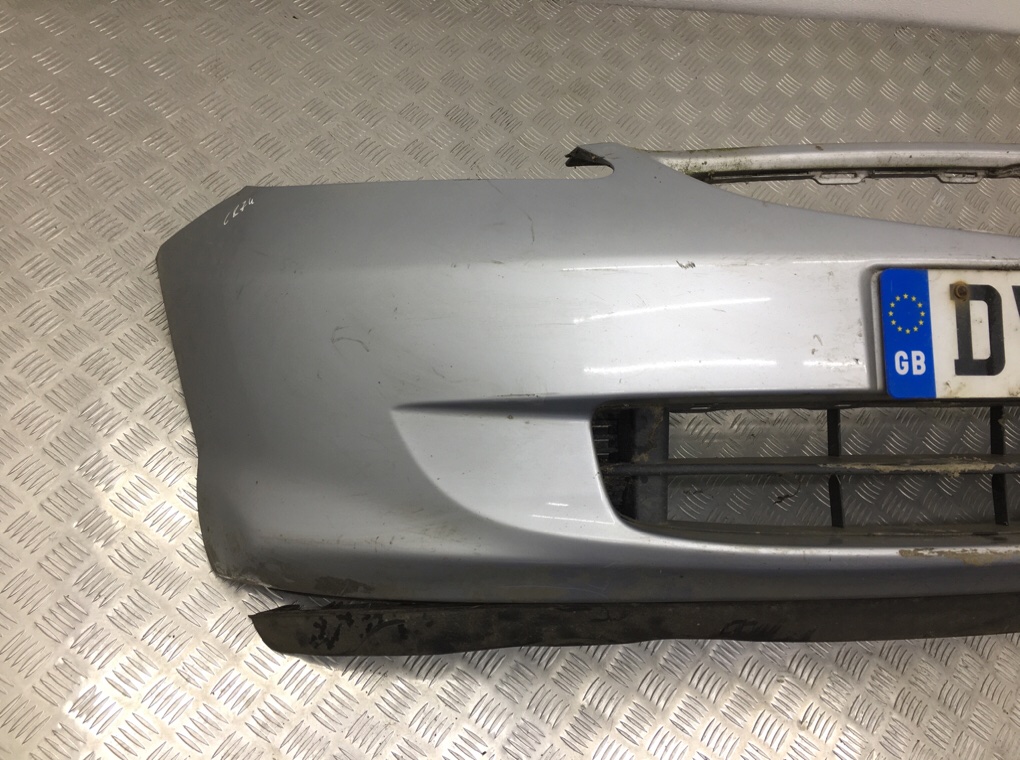 Бампер передний для Honda Jazz, 2005 г. 1.3 i бензин б/у — фото 2