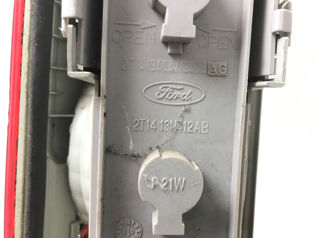 Фонарь задний правый для Ford Transit Connect, 2007 г. 1.8 TDDi дизель б/у — фото 5