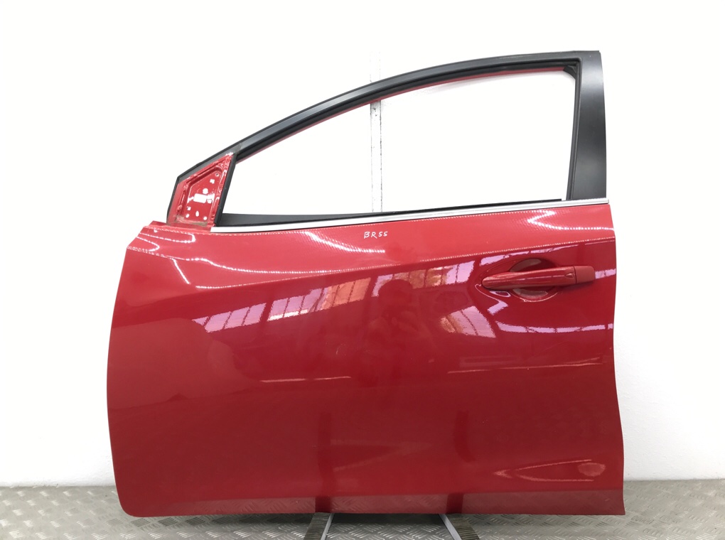 Дверь передняя левая для Nissan Pulsar, 2015 г. 1.2 i бензин б/у