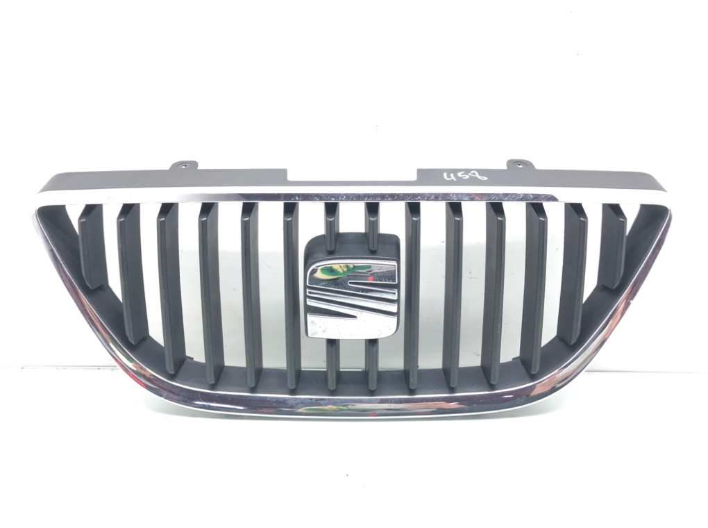 Решетка радиатора для Seat Ibiza, 2009 г. 1.4 i бензин б/у