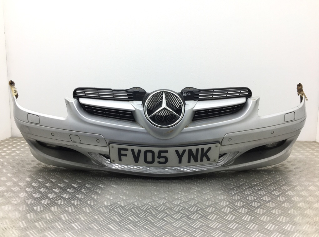 Бампер передний для Mercedes SLK R171, 2005 г. 3.0 i бензин б/у
