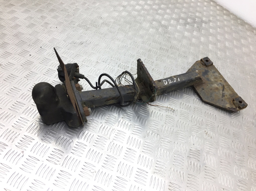 Прицепное устройство (фаркоп) для Saab 900, 1997 г. 2.0 i бензин б/у — фото 3
