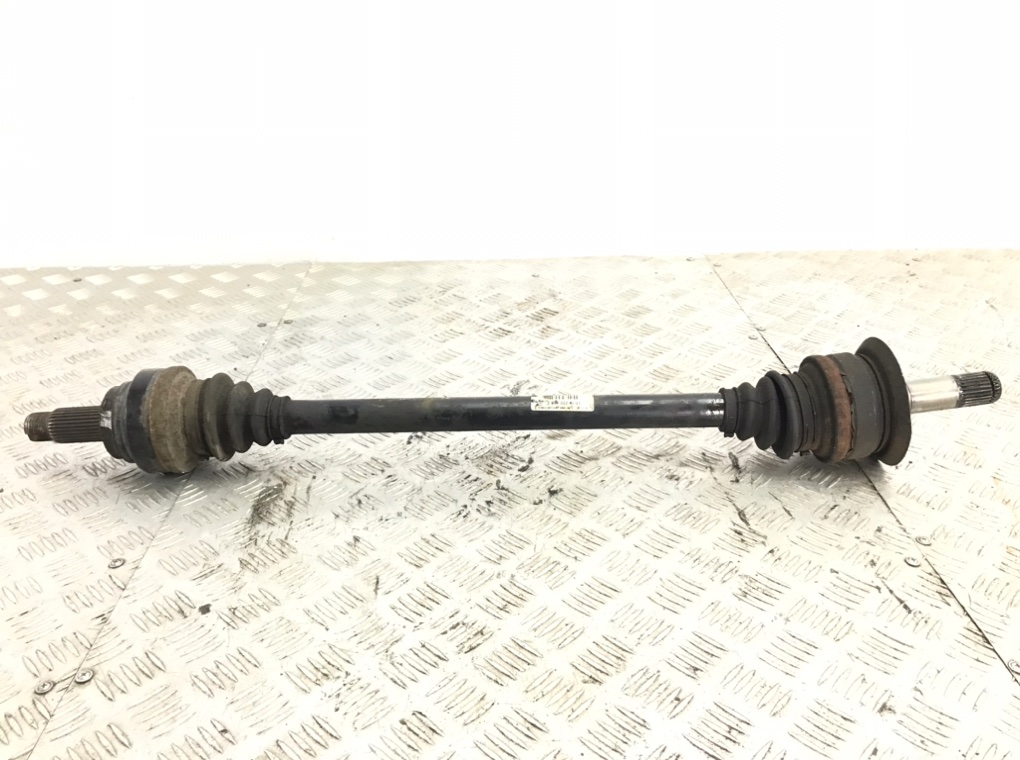 Полуось задняя (приводной вал, ШРУС) для BMW 5 F10/F11/GT F07, 2010 г. 2.0 TD дизель б/у