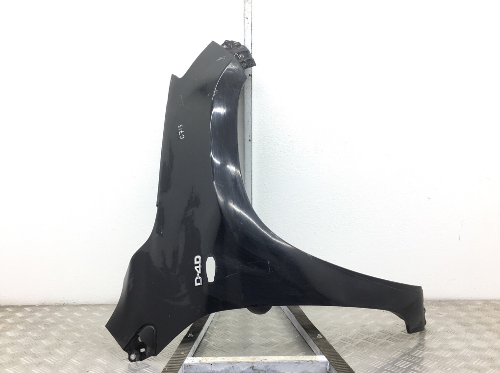 Крыло переднее правое для Toyota RAV4, 2007 г. 2.2 D-4D дизель б/у