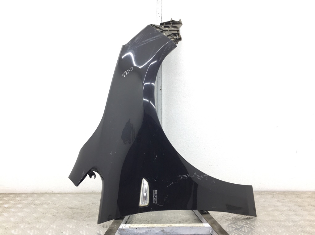 Крыло переднее правое для Opel Astra, 2010 г. 1.7 CDTi дизель б/у