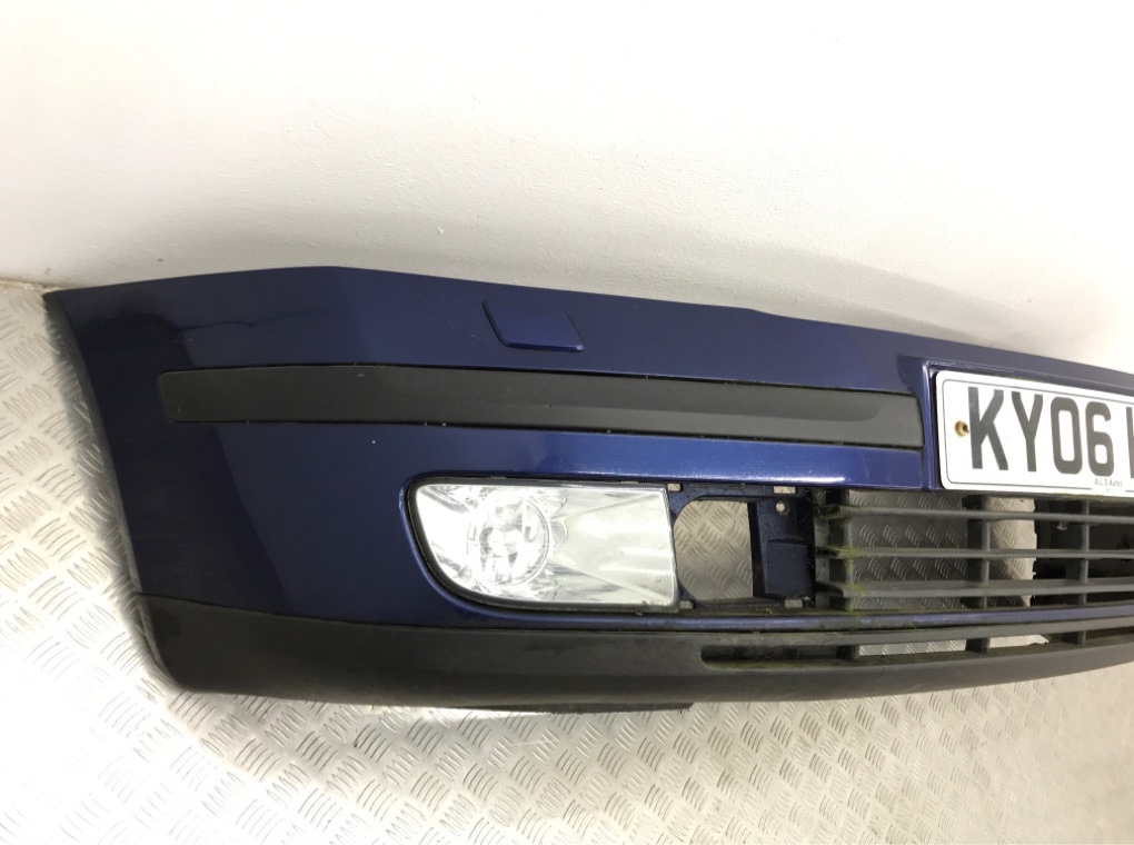 Бампер передний для Skoda Octavia, 2006 г. 2.0 TDi дизель б/у — фото 3