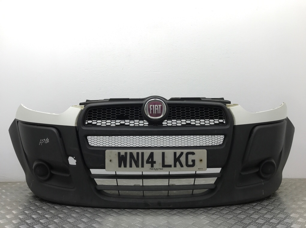 Бампер передний для Fiat Doblo, 2014 г. 1.3 JTD дизель б/у
