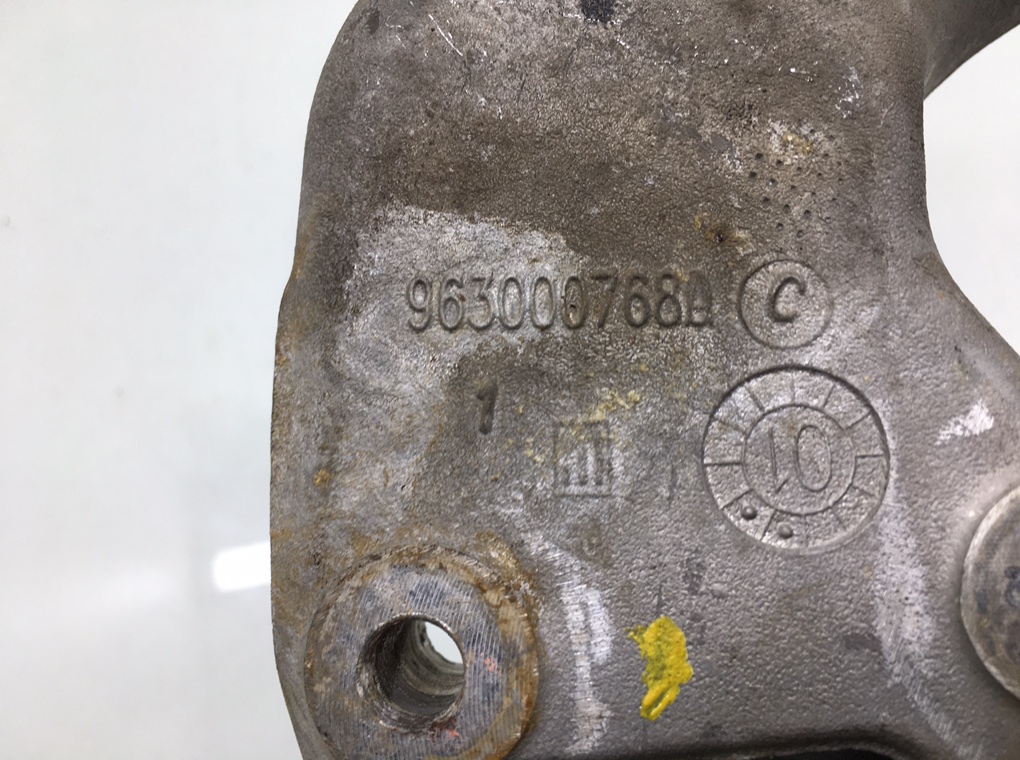 Кронштейн двигателя для Peugeot 206, 2001 г. 1.4 i бензин б/у — фото 5