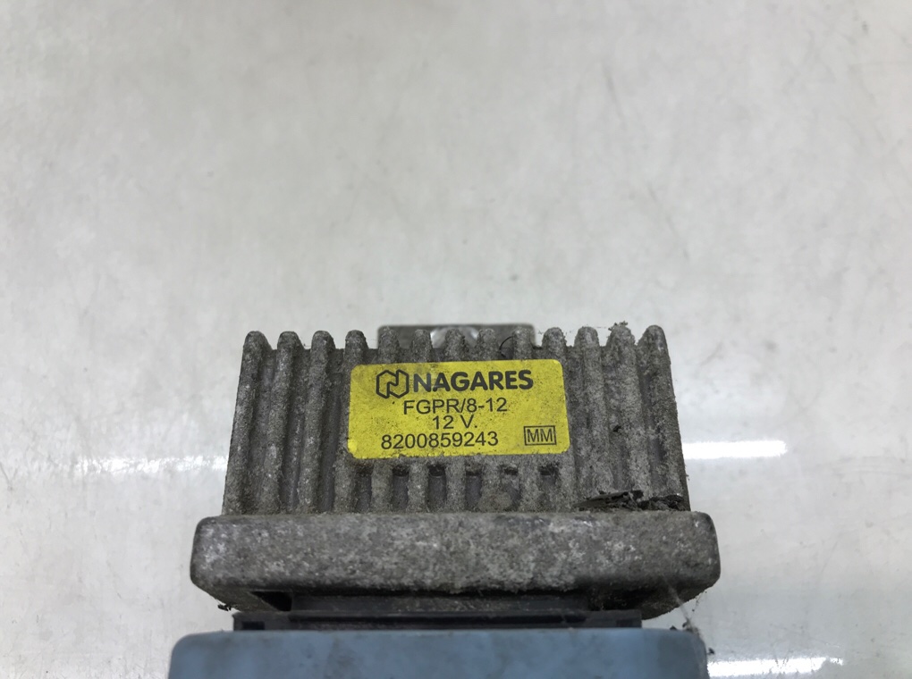 Реле накала свечей для Renault Megane, 2011 г. 2.0 DCI дизель б/у — фото 5