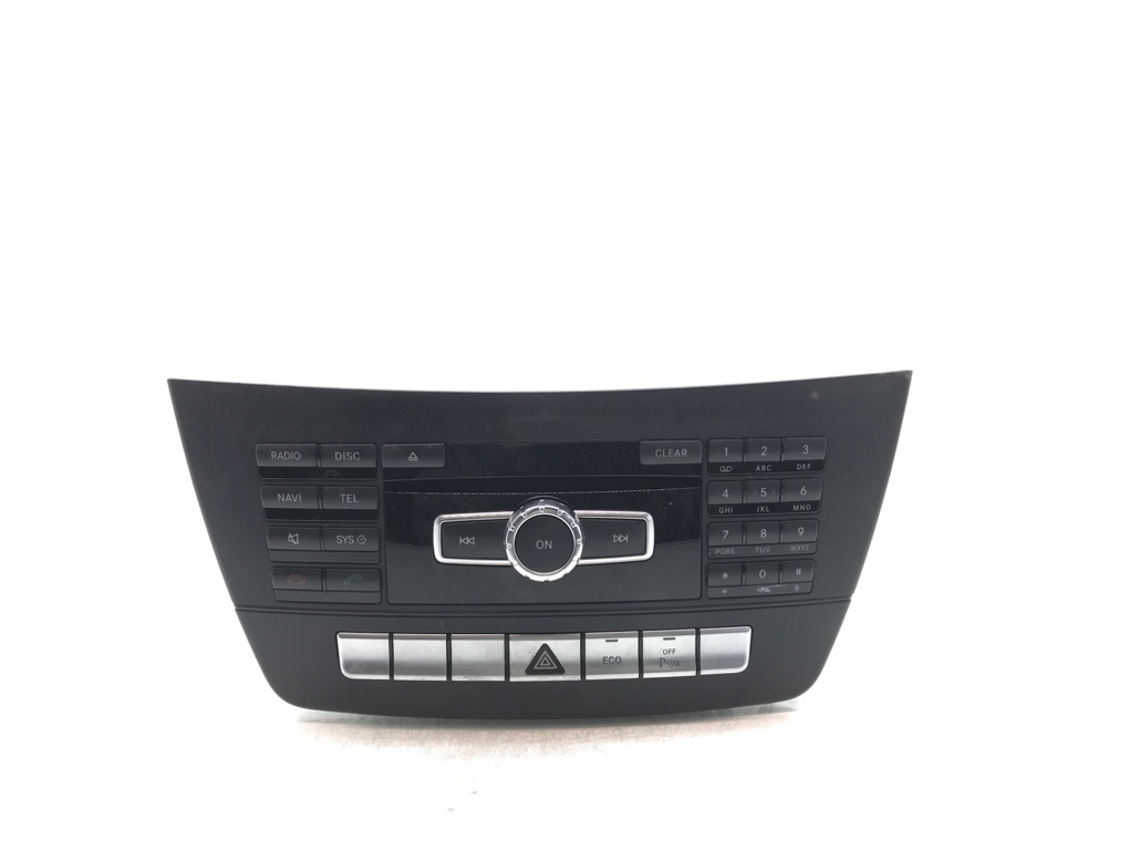 Магнитола для Mercedes C W204, 2012 г. 2.2 CDi дизель б/у