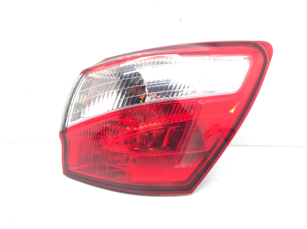 Фонарь задний правый для Nissan Qashqai+2, 2010 г. 1.5 DCi дизель б/у