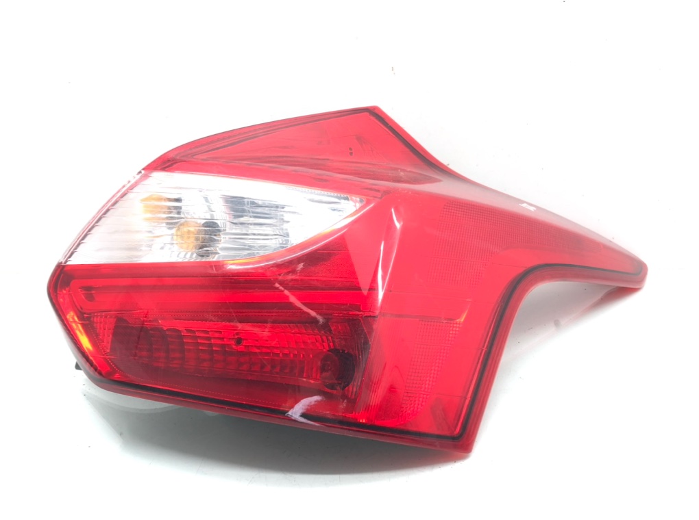 Фонарь задний правый для Ford Focus, 2012 г. 1.6 i бензин б/у