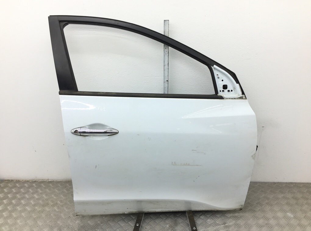 Дверь передняя правая для Hyundai ix35, 2011 г. 1.7 CRDi дизель б/у