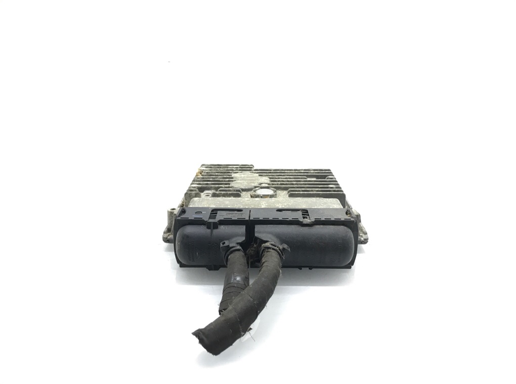 Блок управления двигателем для Volkswagen Golf, 2010 г. 1.6 TDi дизель б/у — фото 2