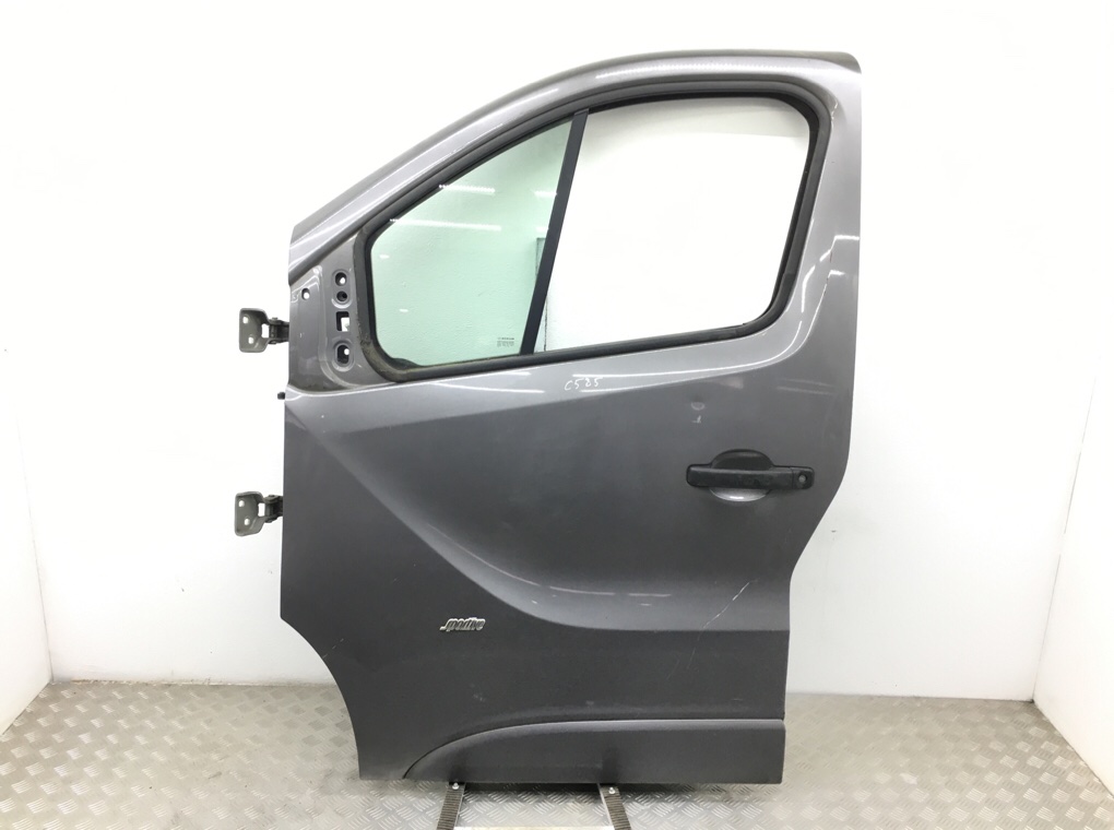 Дверь передняя левая для Opel Vivaro, 2016 г. 1.6 CDTi дизель б/у