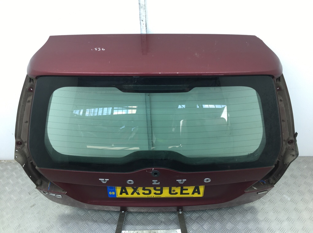 Крышка багажника для Volvo V70, 2010 г. 1.6 D дизель б/у — фото 2