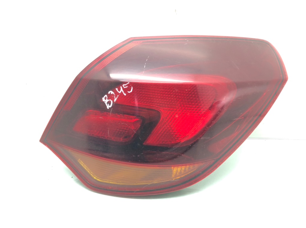 Фонарь задний правый для Opel Astra, 2010 г. 1.7 CDTi дизель б/у